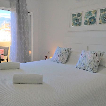 Deluxe Apartment In Benalbeach With Beach Views Benalmadena Exterior photo